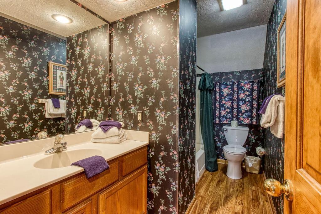 Serenity Heights, Amazing Views, Hot Tub Pool Access, 1089 Free Tickets Each Paid Day, Dollywood Gatlinburg Esterno foto