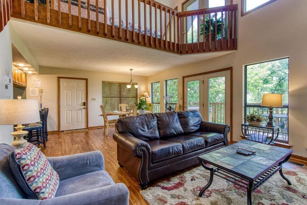 Serenity Heights, Amazing Views, Hot Tub Pool Access, 1089 Free Tickets Each Paid Day, Dollywood Gatlinburg Esterno foto