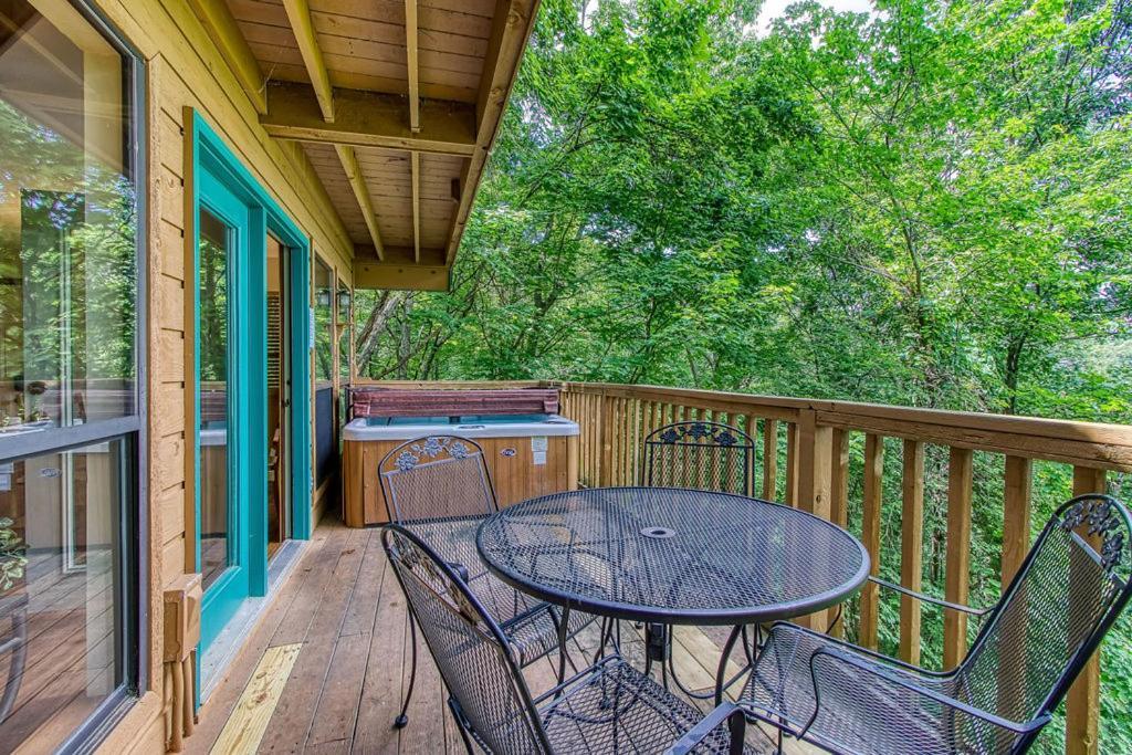 Serenity Heights, Amazing Views, Hot Tub Pool Access, 1089 Free Tickets Each Paid Day, Dollywood Gatlinburg Esterno foto